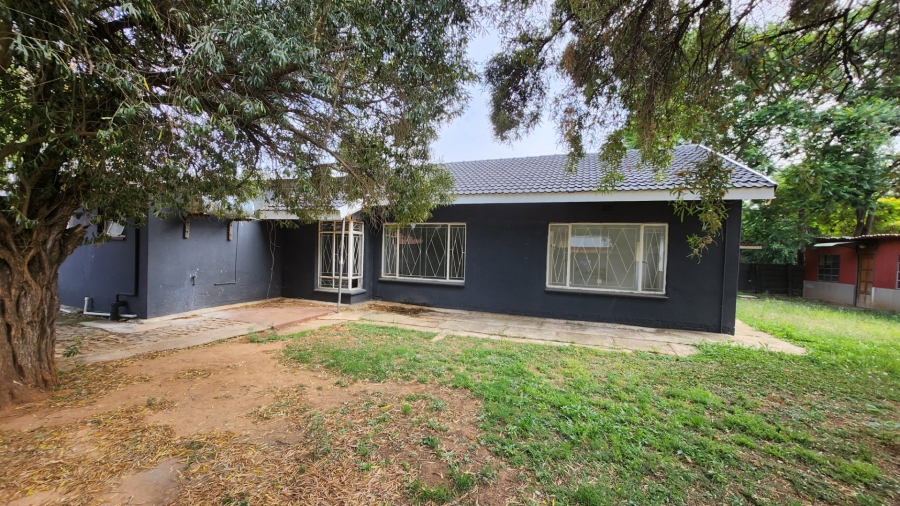4 Bedroom Property for Sale in Stilfontein Ext 4 North West